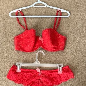 b. tempted Lingerie Set